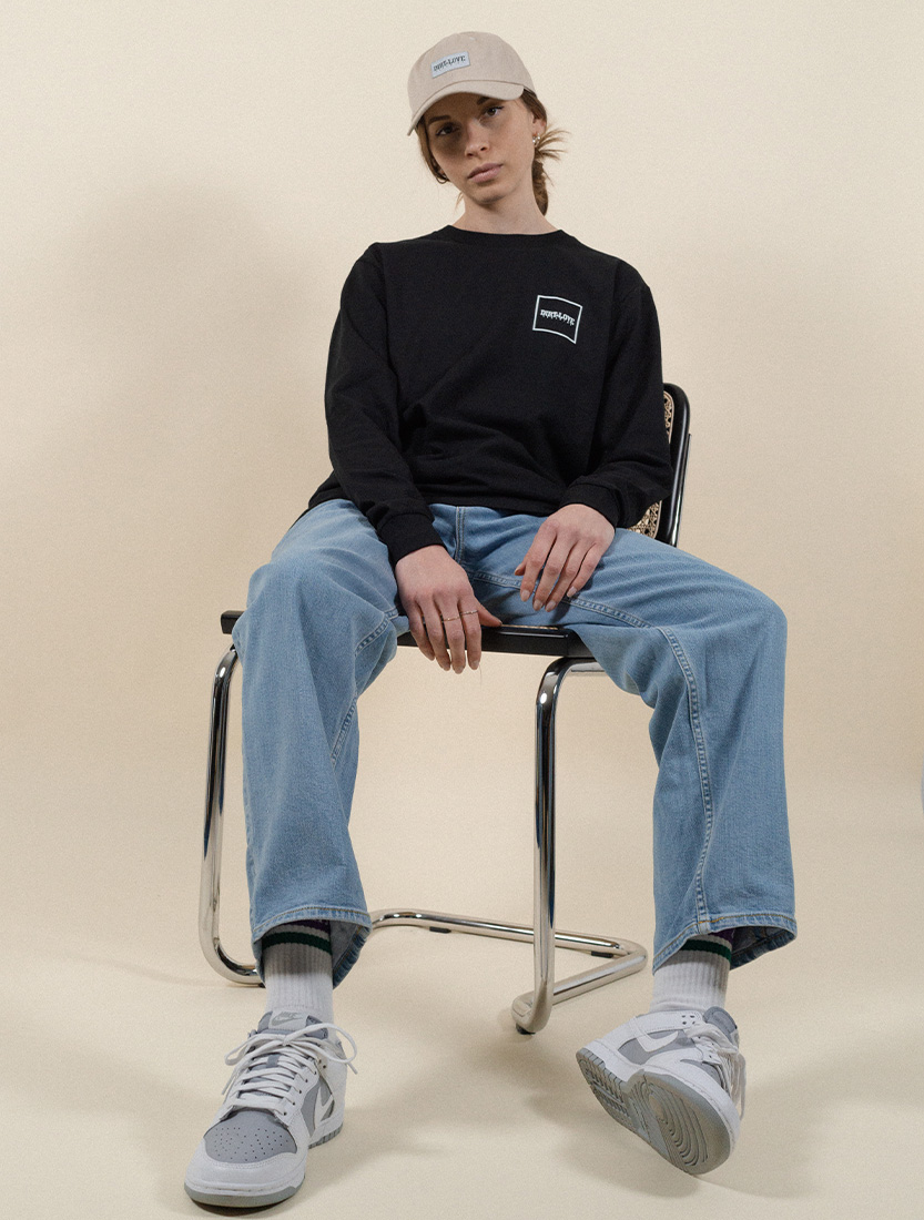 Essentials-2023-04143