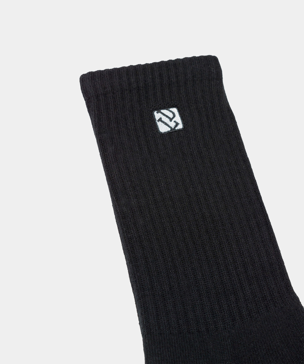 LOGO EMBROIDERY CREW SOCKS-BLACK