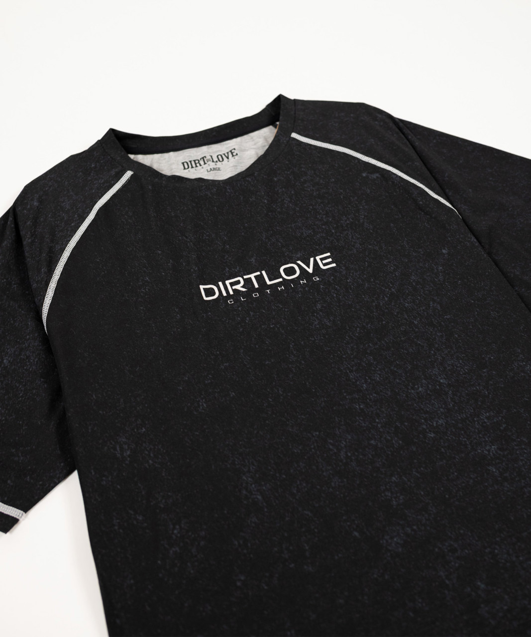 RAGLAN TECH TEE-BLACK