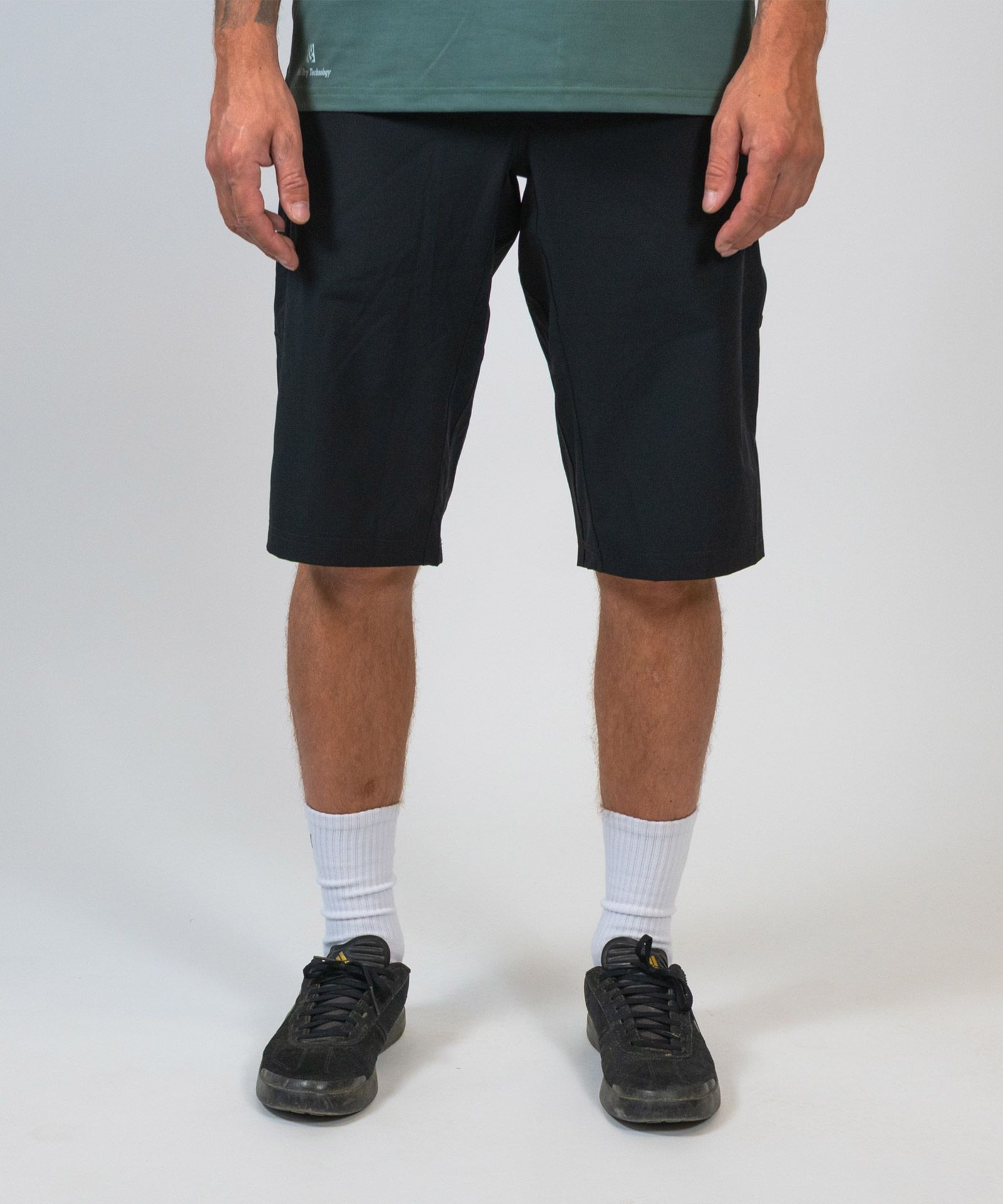 TRAIL TERRAIN MTB SHORT-BLACK